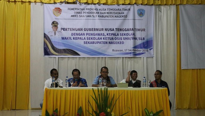 1758195130987-pertemuan-antara-kepala-sekolah-se-nagekeo-kamis-1892025-dok-humas-pemprov-ntt-1758190342078_169