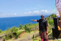 1758195324851-proses-peletakan-batu-pertama-pembangunan-resort-mewah-di-bukit-asah-desa-bugbug-karangasem-selasa-1692025-i-wayan-selamat-jun-1758036501679_169