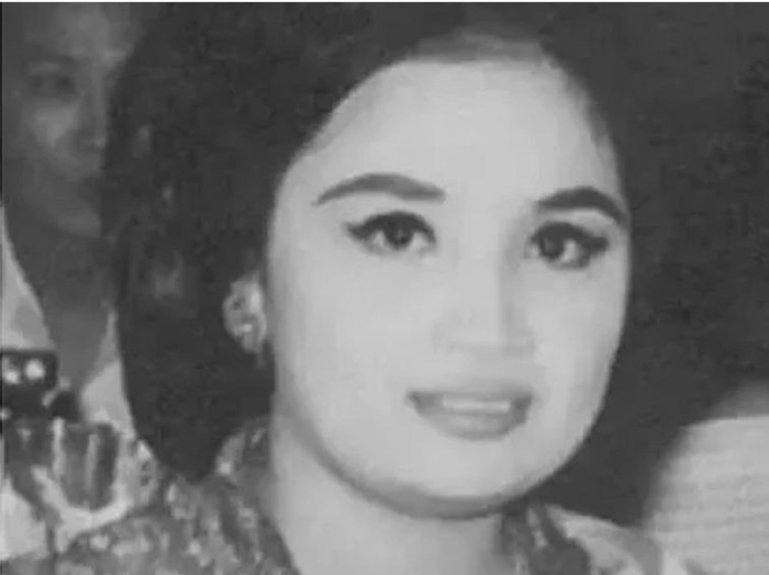 1758259898199-yurike-sanger-1758249095928_43