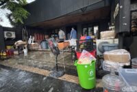 1758303117226-kebakaran-gudang-kopi-1758281306052_169