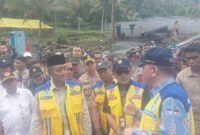 1758303127936-menteri-pu-ke-lokasi-banjir-1758279372316_169