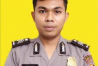 1758367726150-intel-polsek-sekotong-lombok-barat-brigadir-esco-faska-rely-yang-ditemukan-tewas-membusuk-dengan-leher-terikat-tali-1756099159631_11