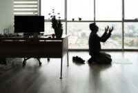 1758410140871-sholat_169