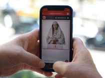 1758605988924-bot-menteri-ai-albania-pidato-perdana-di-dpr-1758197962509_43