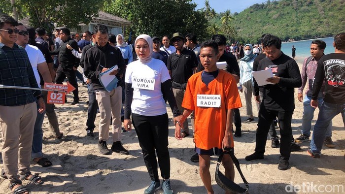 1758821297581-rekonstruksi-pembunuhan-1758805957977_169