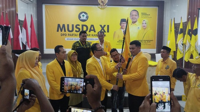 1759166926351-muhammad-putera-ferryandi-dae-yandi-ditetapkan-sebagai-ketua-dalam-musda-dpd-ii-golkar-kabupaten-bima-senin-2992025-dok-rafiin-1759158035015_169