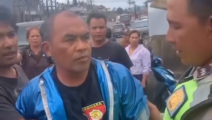 1759383660832-aiptu-i-wayan-sudiadnyana-ditangkap-setelah-menjambret-pedagang-di-buleleng-bali-selasa-2092025-1759307108407_169