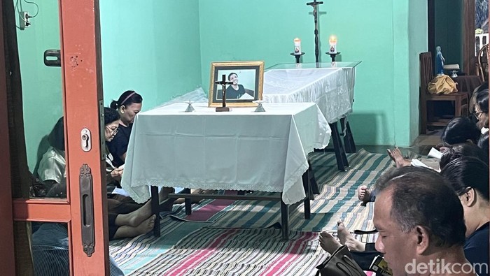 1759491458118-pendaki-puncak-everest-pertama-asal-indonesia-meninggal-1759415800903_169