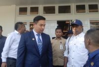 1759512596208-wali-kota-kupang-christian-widodo-yang-diwawancarai-di-kupang-jumat-3102025-simon-sellydetikbali-1759505646864_169