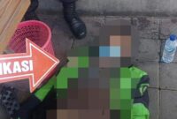 1759512769952-pengemudi-ojol-tetiba-ambruk-lalu-meninggal-sempat-ditolong-warga-di-desa-munggu-badung-jumat-3102025-dok-polres-badung-1759497751591_169