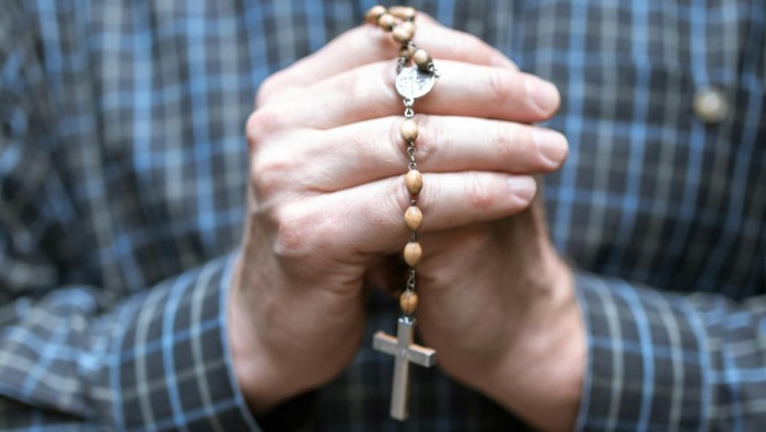 1759555882389-doa-rosario-1746533171353_169