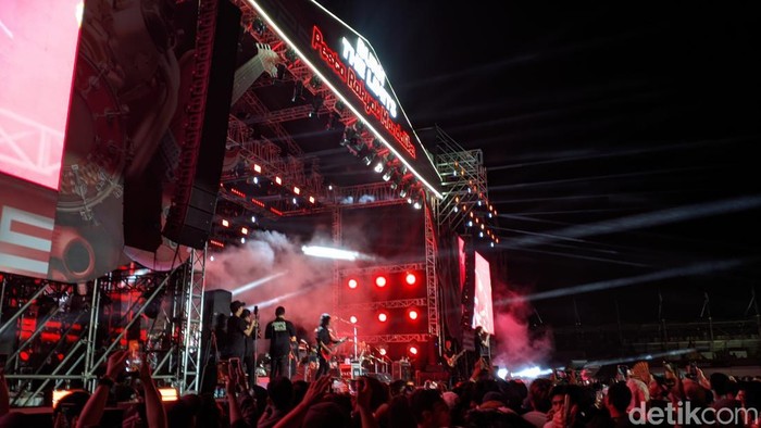 1759598937276-panggung-mandalika-1759589225817_169