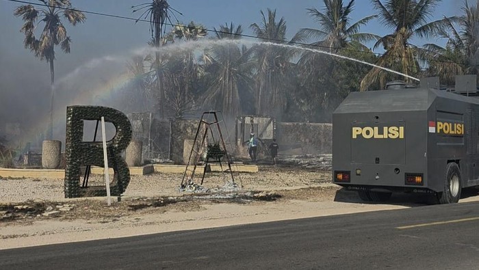 1759598953835-kebakaran-resor-di-sumba-1759588250546_169