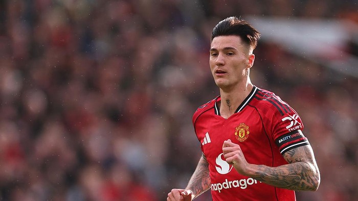 1759642319893-benjamin-sesko-1759596746594_169