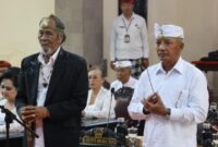 1759750309897-pelantikan-i-wayan-sukaja-udeng-putih-melalui-mekanisme-pergantian-antar-waktu-paw-di-gedung-dprd-tabanan-senin-6102025-1759733951055_169