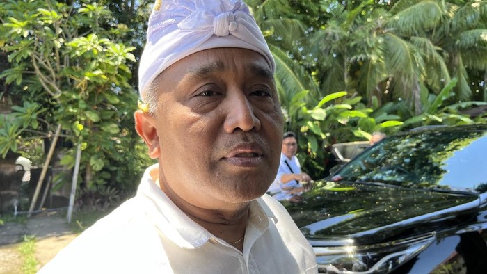 1759815296835-ketua-kpu-bali-i-dewa-agung-gede-lidartawan-rizki-setyodetikbali-1759812626535_169