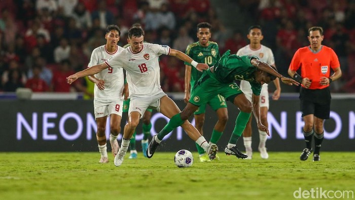 1759901760240-marcelino-brace-indonesia-bungkam-arab-saudi-2-0-di-gbk-9_169