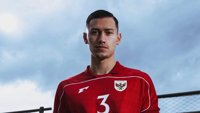 1759988136469-jay-idzes-dan-venesia-1742879309426_169