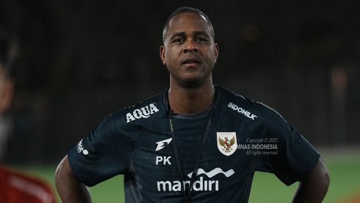 1759988252814-patrick-kluivert-timnas-indonesia-1759569052519_169