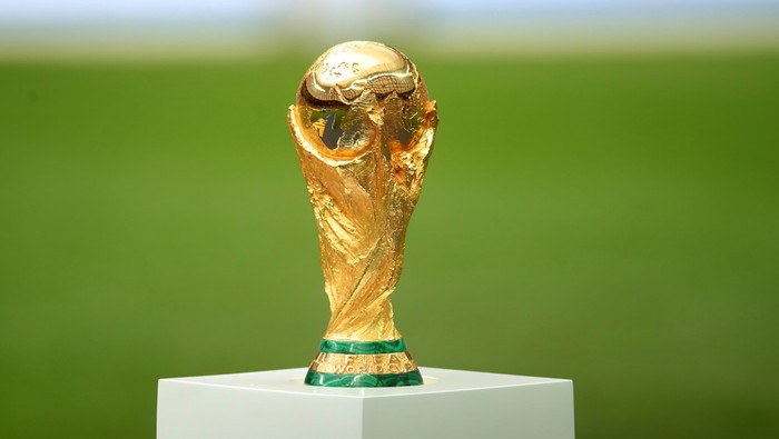 1760074843844-trofi-piala-dunia-fifa_169