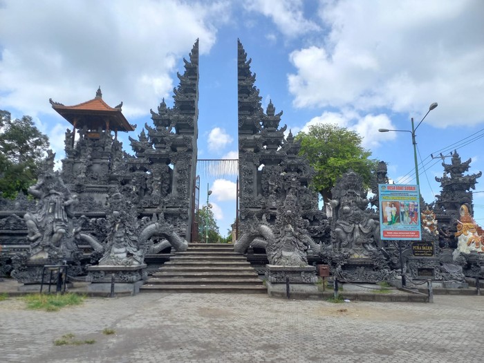 1760289809877-pura-dalem-di-desa-adat-sudaji-kecamatan-sawan-kabupaten-buleleng
