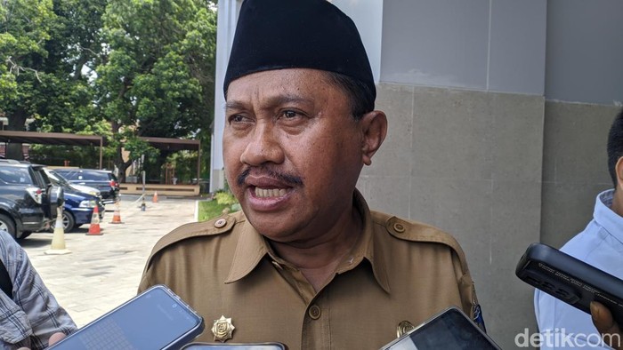 1760397408491-kepala-dinas-kelautan-dan-perikanan-ntb-muslim-foto-ahmad-viqidetikbali-1760356004446_169