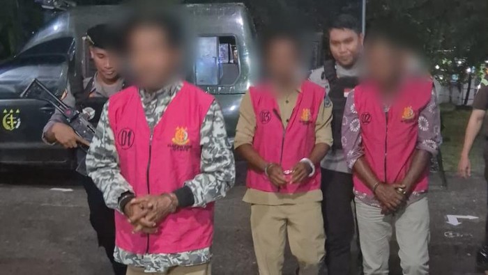 1760506470618-tiga-perangkat-desa-jambu-kecamatan-pajo-dompu-ntb-ditetapkan-sebagai-tersangka-kasus-korupsi-dana-desa-foto-kejari-dompu-1760496006189_169