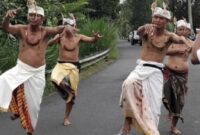 1760506481280-tari-baris-kekuwung-dari-desa-adat-sandakan-desa-sulangai-kecamatan-petang-badung-ditetapkan-sebagai-salah-satu-wbtb-2025-dok--1760494311715_169