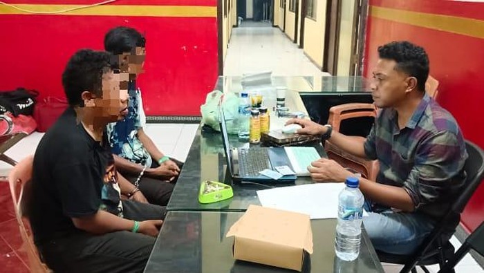 1760592656464-pelaku-penipuan-1760581139569_169