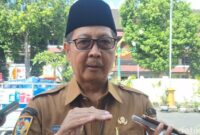 1760700577837-sekda-kota-mataram-lalu-alwan-basri-saat-diwawancarai-senin-1472025-nathea-citradetikbali-1752481424476_169