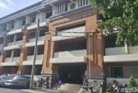 1760938720384-gedung-fisip-unud-kampus-sudirman-tempat-mahasiswa-lompat-bunuh-diri-rabu-15102025-fabiola-dianira-1760523117215_169