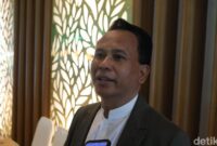 1761024860861-dirut-bank-bpd-bali-i-nyoman-sudharma-saat-diwawancarai-di-sela-sela-acara-malam-apresiasi-customer-loyalti-bank-bpd-bali-di-d-1758290701651_169