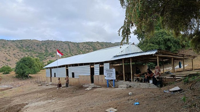 1761111333097-kondisi-smkn-restorasi-pulau-komodo-di-pulau-komodo-taman-nasional-komodo-manggarai-barat-ntt-istimewa_169