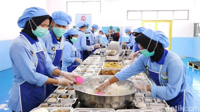 1761197639751-sppg-polres-oki-1761190174162_169