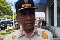 1761219180313-kepala-satpol-pp-ntb-fathul-gani-foto-ahmad-viqidetikbali-1761208528733_169
