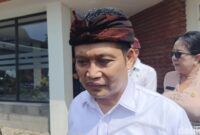 1761219196651-bupati-jembrana-i-made-kembang-hartawan-saat-ditemui-di-mal-pelayanan-publik-mpp-kabupaten-jembrana-kamis-23102025-i-putu-adi--1761206558666_169