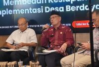 1761240563011-kepala-dpmd-dukcapil-ntb-lalu-hamdi-saat-acara-diskusi-kamisan-kamis-sore-23102025-foto-ahmad-viqidetikbali-1761231463431_169