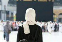 1761499607458-wanita-menjalankan-ibadah-umrah_169