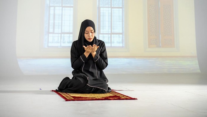 1761543248035-ilustrasi-muslim-salat_169