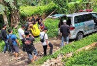 1761564742239-proses-evakuasi-mandor-proyek-yang-ditemukan-tewas-mengenaskan-di-kawasan-subak-tenggaling-banjar-puseh-desa-pejeng-kecamatan--1761456864740_169