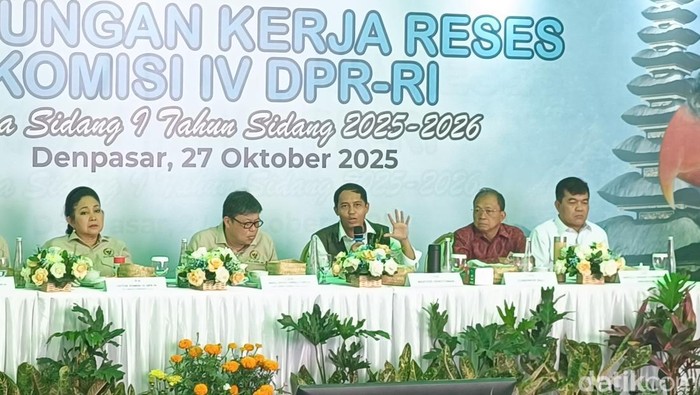 1761586101905-kegiatan-diskusi-repatriasi-untuk-mendukung-satwa-liar-di-bali-yang-berlokasi-di-kantor-balai-ksda-bali-pada-senin-27102025-ni-1761580599440_169