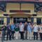 1761586204507-keluarga-brigadir-esco-faska-rely-didampingi-kuasa-hukum-menggeruduk-polres-lombok-barat-terkait-dugaan-keterlibatan-polisi-in-1761571276625_169
