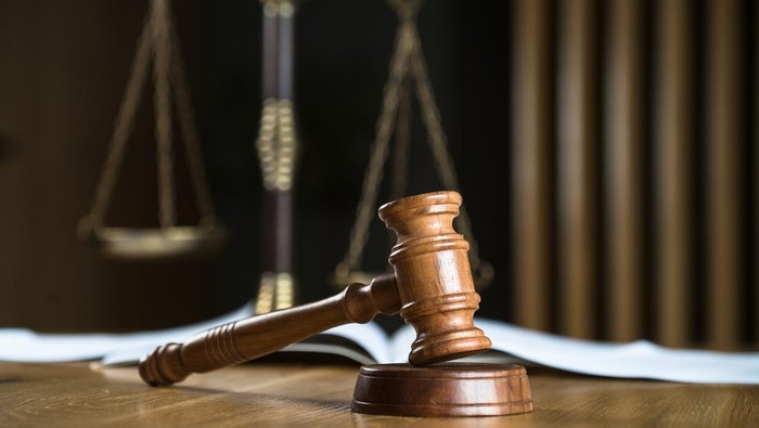 1761672682714-ilustrasi-sidang-mk-1_169