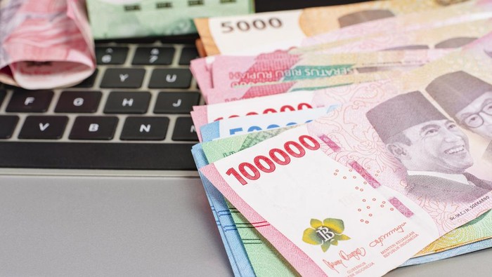 1761716221117-ilustrasi-uang_169