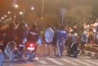 1761845568139-balap-liar-sejumlah-pelajar-di-jalan-udayana-mataram-sabtu-25102025-istimewa-1761820190482_169