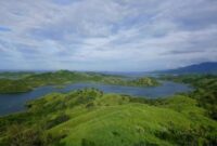 1761889044335-pemandangan-dari-bukit-watu-mitong-flores-ntt-tangkap-layar-google-mapsraudin2023-1761821367765_169