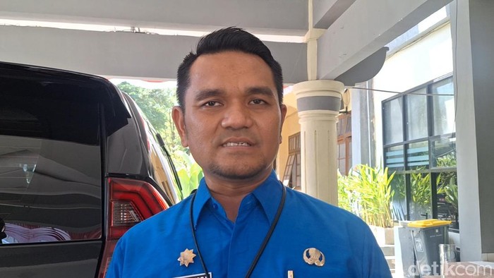 1761910443429-kepala-dispar-mataram-cahya-samudra-saat-diwawancarai-di-mataram-kamis-1482025-foto-nathea-citradetikbali-1755172031975_169