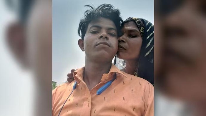 1762234580648-pramod-dan-ibu-mertuanya-1762104384341_169