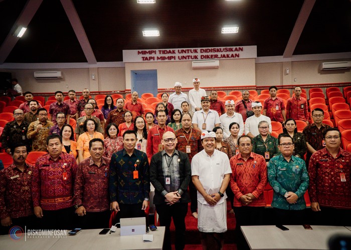 1762256014567-pemkab-bangli-1762250857093