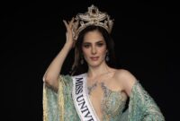 1762320608554-fatima-bosch-1762277664138_43